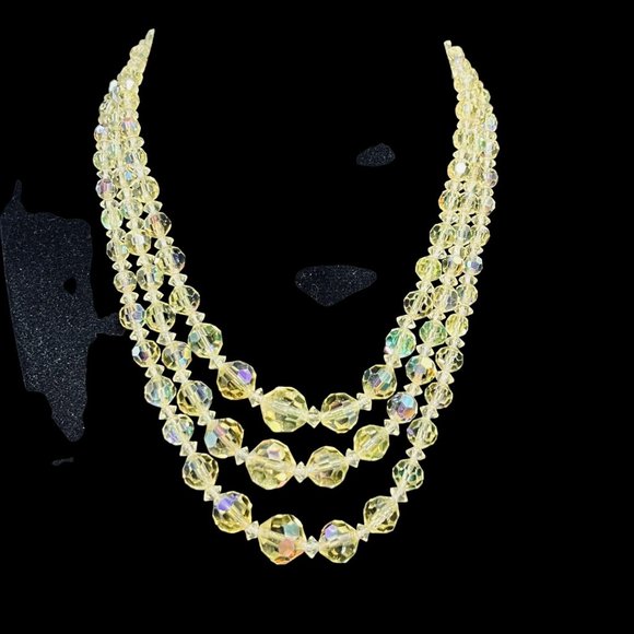 Vintage Triple Strand Iridescent Pale Yellow Graduated Bead Necklace (4593) - Picture 1 of 7